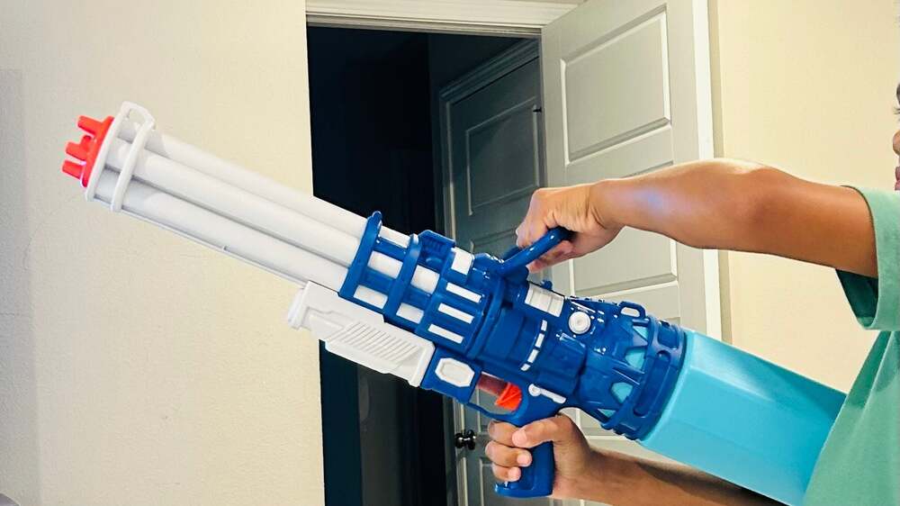 Gatling Style High Capacity Water Blaster Toy